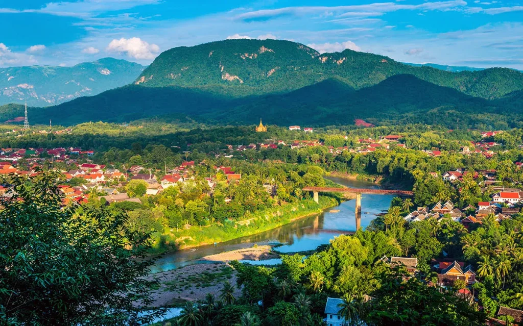 https://toursvietnamontrails.com/wp-content/uploads/2017/07/vietnamontrails-luangprabang-laos-1024x639.webp